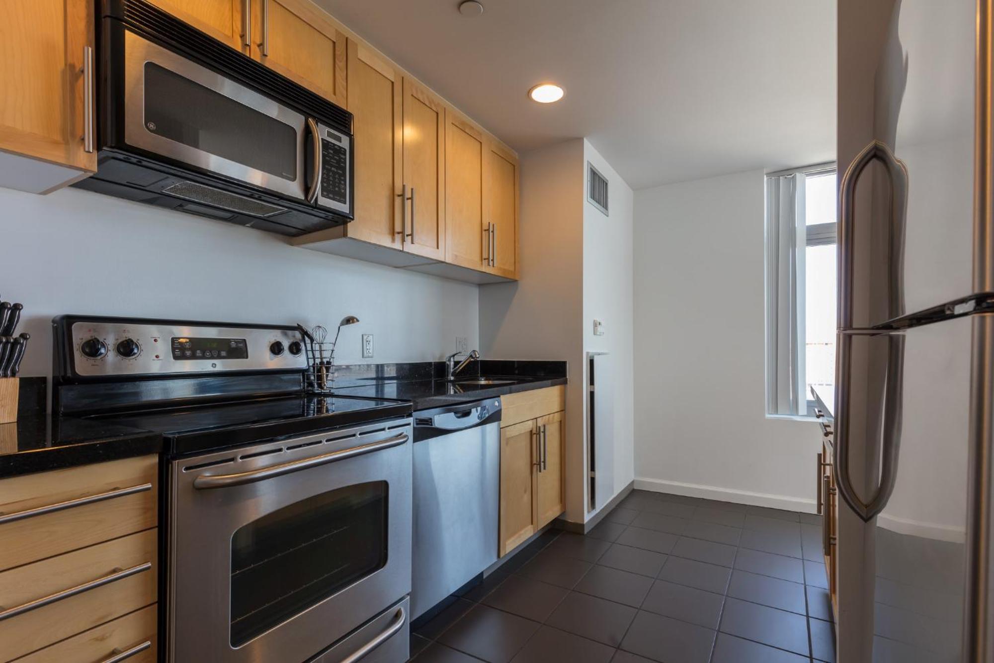 Global Luxury Suites At Kendall West Cambridge Room photo