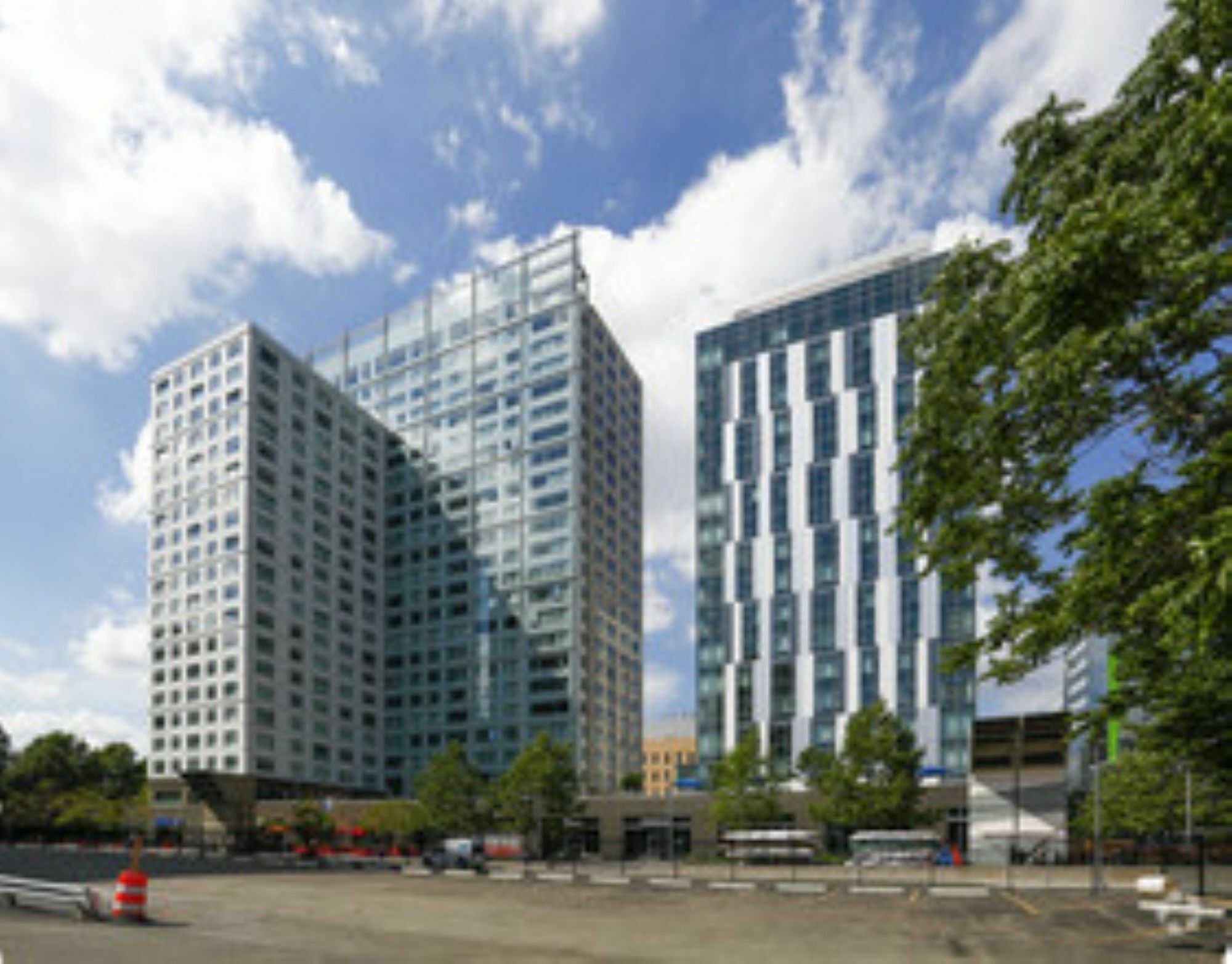 Global Luxury Suites At Kendall West Cambridge Exterior photo