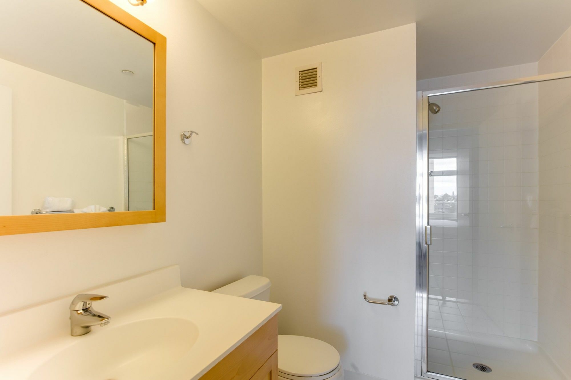 Global Luxury Suites At Kendall West Cambridge Exterior photo