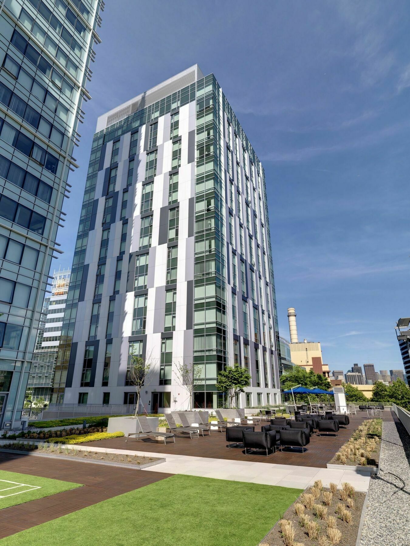 Global Luxury Suites At Kendall West Cambridge Exterior photo