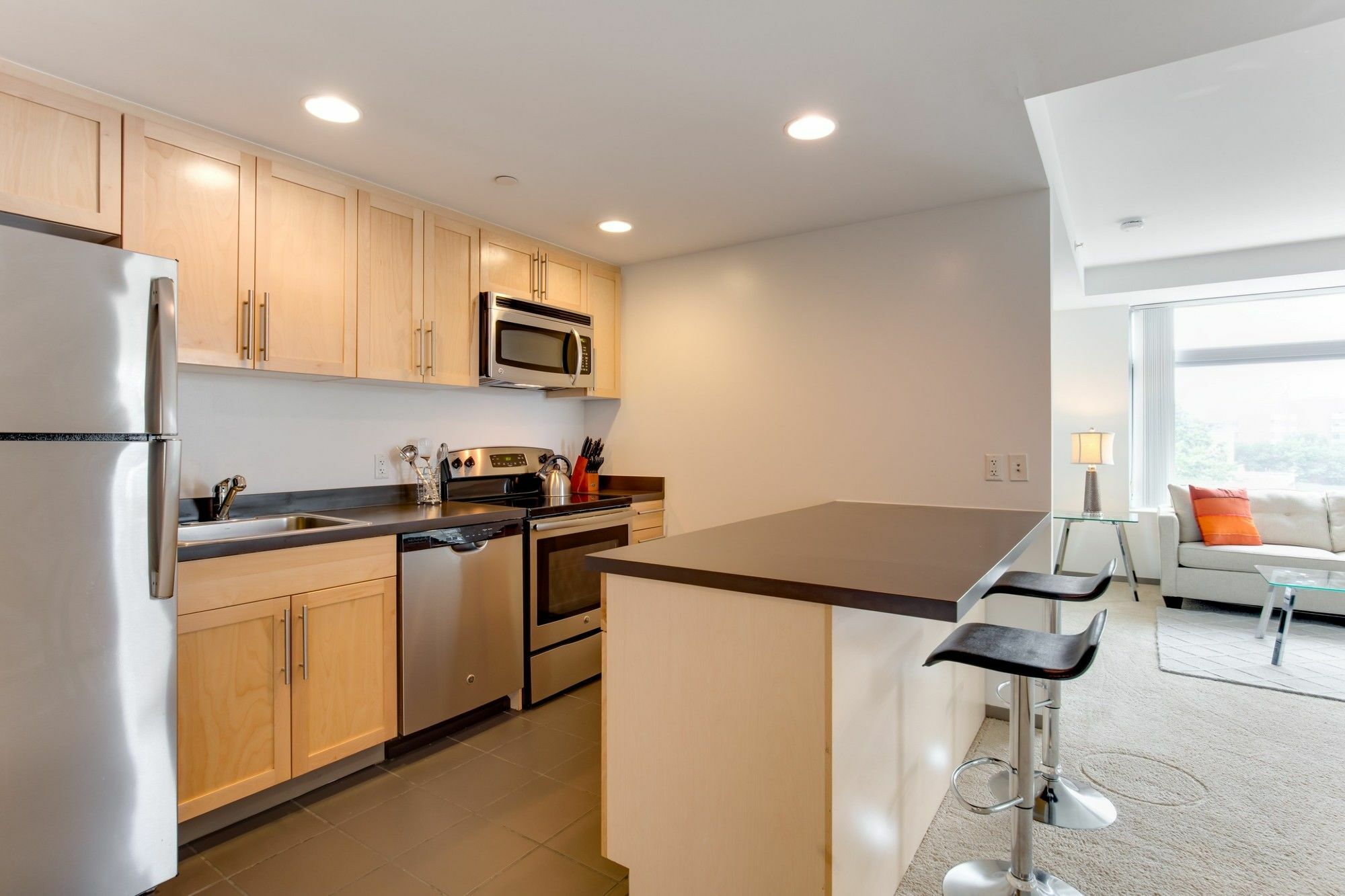 Global Luxury Suites At Kendall West Cambridge Exterior photo